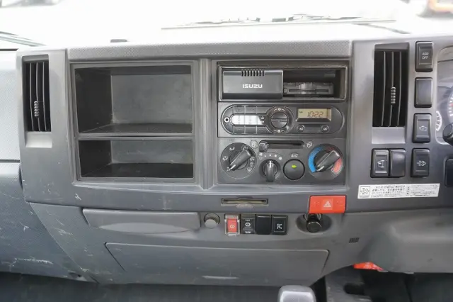 いすゞ エルフ TKG-NPR85YN(2WD)の写真34