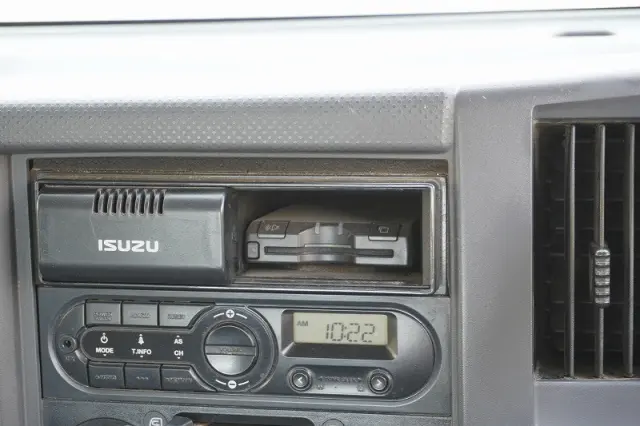 いすゞ エルフ TKG-NPR85YN(2WD)の写真35