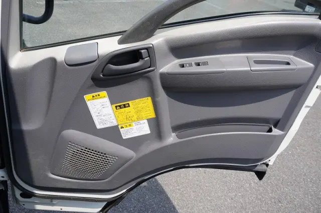 いすゞ エルフ TKG-NPR85YN(2WD)の写真37