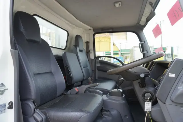 いすゞ エルフ TKG-NPR85YN(2WD)の写真38