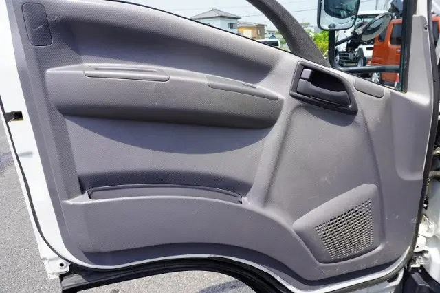 いすゞ エルフ TKG-NPR85YN(2WD)の写真42