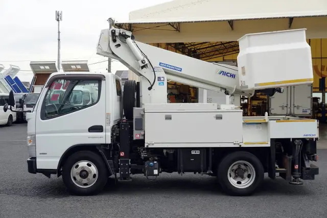 三菱 キャンター TPG-FEA50(2WD)の写真3