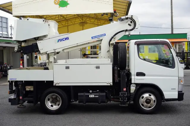 三菱 キャンター TPG-FEA50(2WD)の写真5