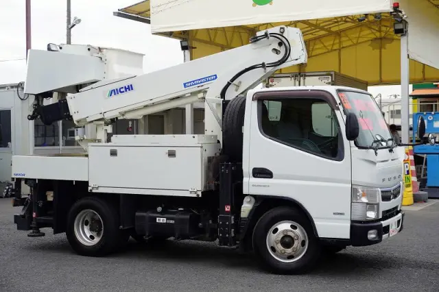 三菱 キャンター TPG-FEA50(2WD)の写真6