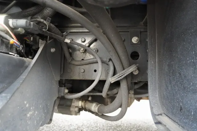 三菱 キャンター TPG-FEA50(2WD)の写真12