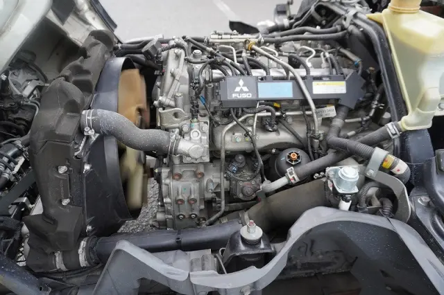 三菱 キャンター TPG-FEA50(2WD)の写真14