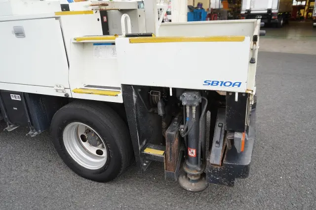 三菱 キャンター TPG-FEA50(2WD)の写真19