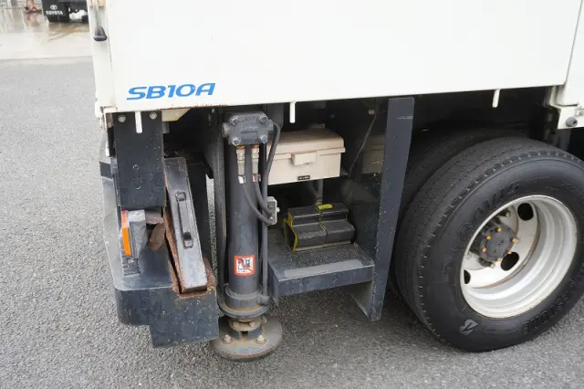 三菱 キャンター TPG-FEA50(2WD)の写真25