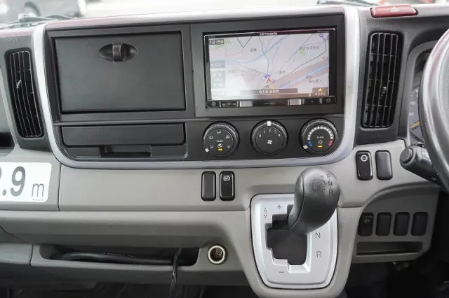 三菱 キャンター TPG-FEA50(2WD)の写真38