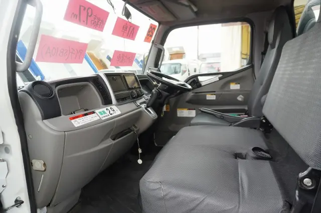 三菱 キャンター TPG-FEA50(2WD)の写真44