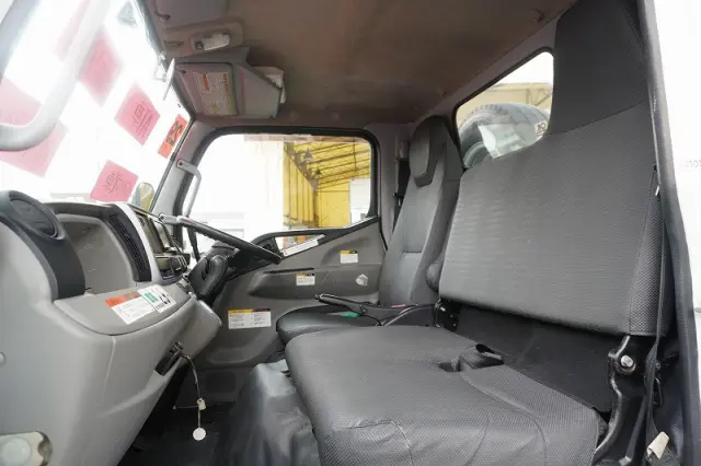 三菱 キャンター TPG-FEA50(2WD)の写真45