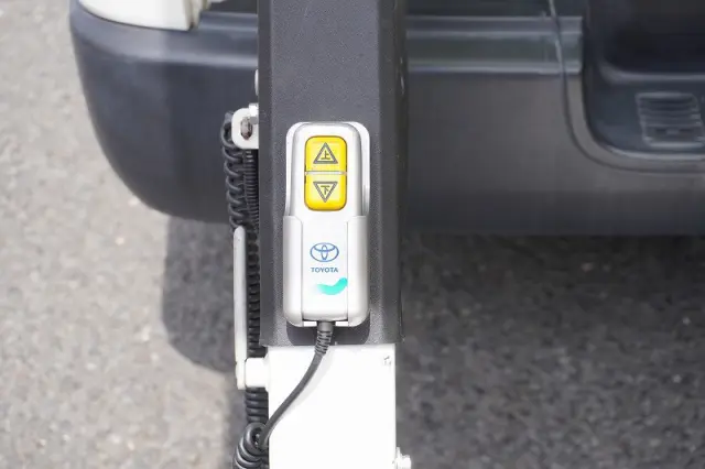 トヨタ その他(トヨタ) CBF-TRH200V(2WD)の写真20