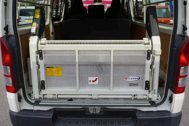 トヨタ その他(トヨタ) CBF-TRH200V(2WD)の写真24