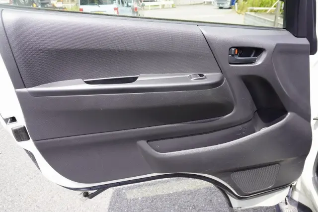 トヨタ その他(トヨタ) CBF-TRH200V(2WD)の写真40