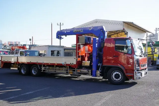 三菱 ファイター 2DG-FQ62F(6x4)の写真6