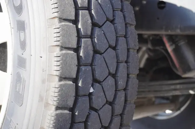 三菱 ファイター 2DG-FQ62F(6x4)の写真10