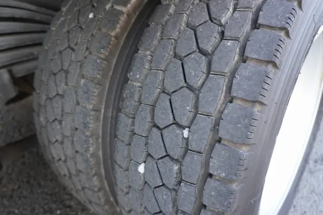 三菱 ファイター 2DG-FQ62F(6x4)の写真12