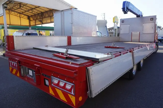 三菱 ファイター 2DG-FQ62F(6x4)の写真29