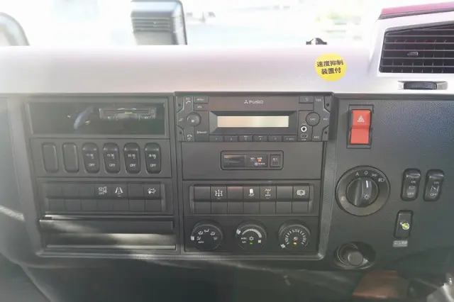 三菱 ファイター 2DG-FQ62F(6x4)の写真39