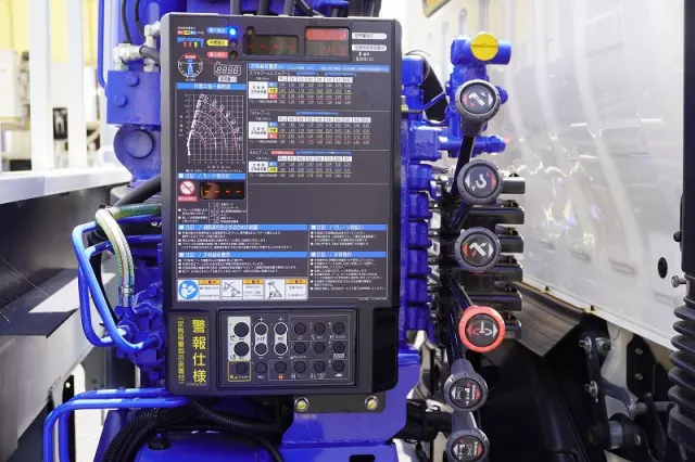 日野 デュトロ 2RG-XZU712M(2WD)の写真28