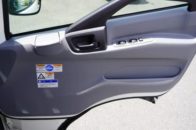 日野 デュトロ 2RG-XZU712M(2WD)の写真36