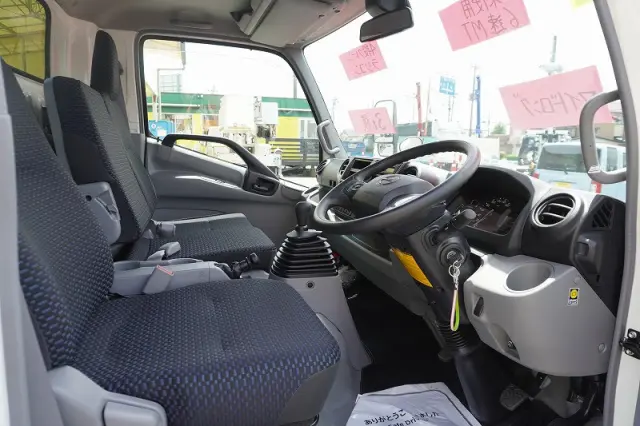 日野 デュトロ 2RG-XZU712M(2WD)の写真38