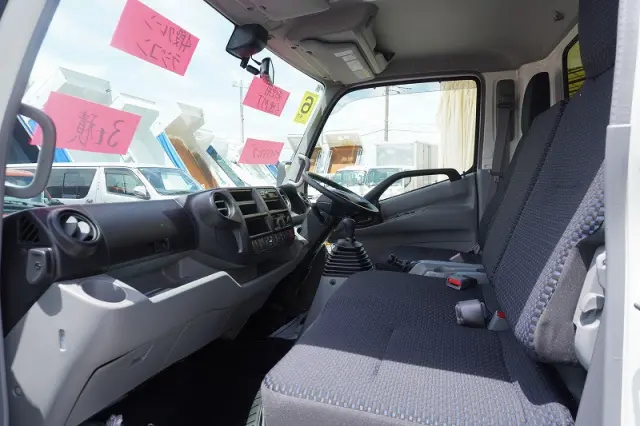 日野 デュトロ 2RG-XZU712M(2WD)の写真39