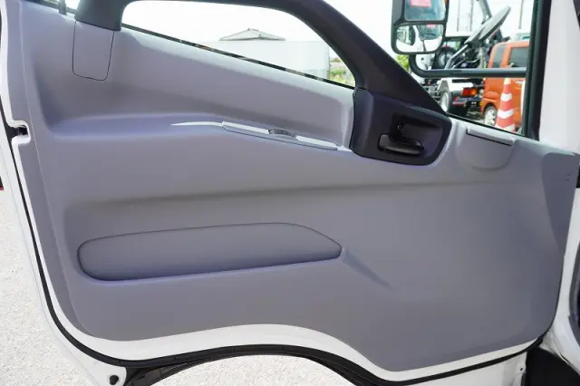 日野 デュトロ 2RG-XZU712M(2WD)の写真41