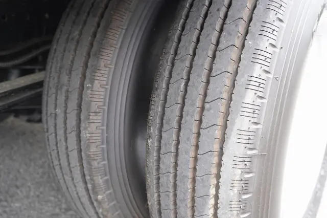 三菱 キャンター 2RG-FEA20(2WD)の写真10