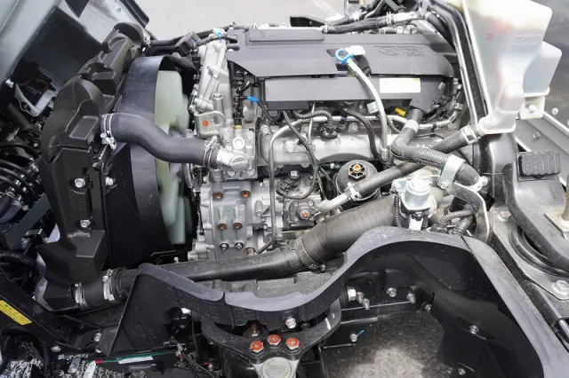 三菱 キャンター 2RG-FEA20(2WD)の写真13