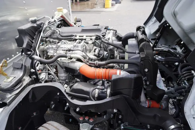 三菱 キャンター 2RG-FEA20(2WD)の写真14