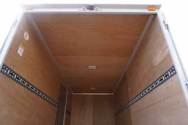 三菱 キャンター 2RG-FEA20(2WD)の写真20