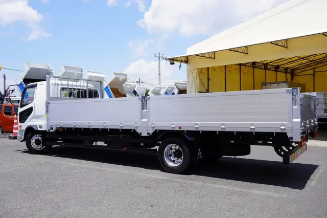三菱 ファイター 2KG-FK62FZ(2WD)の写真7