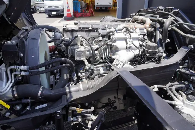 三菱 ファイター 2KG-FK62FZ(2WD)の写真14