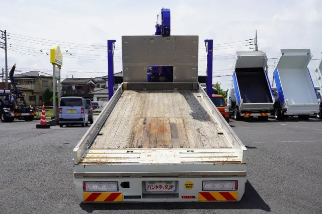 三菱 ファイター 2DG-FQ62Fの写真17