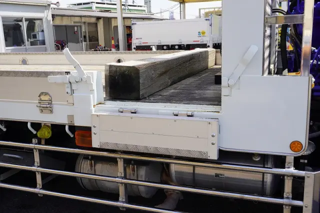 三菱 ファイター 2DG-FQ62Fの写真31