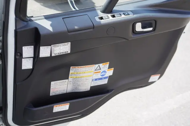 三菱 ファイター 2DG-FQ62Fの写真45