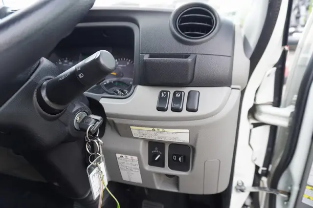 日産 アトラス TRG-FEB8W(2WD)の写真35