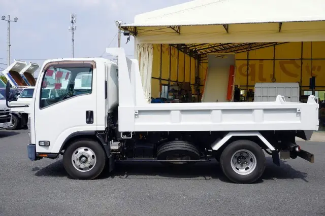 いすゞ エルフ TKG-NPR85YN(2WD)の写真3