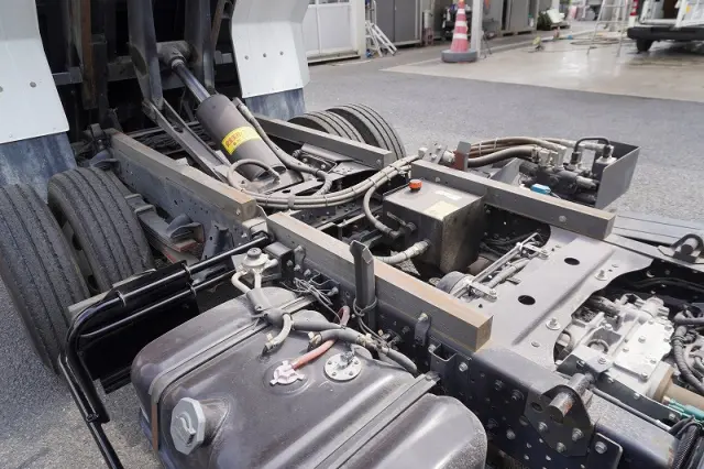 いすゞ エルフ TKG-NPR85YN(2WD)の写真28