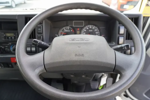 いすゞ エルフ TKG-NPR85YN(2WD)の写真30