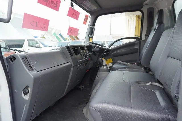 いすゞ エルフ TKG-NPR85YN(2WD)の写真38