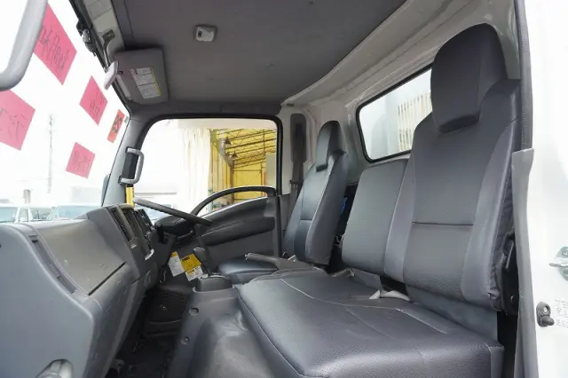 いすゞ エルフ TKG-NPR85YN(2WD)の写真39