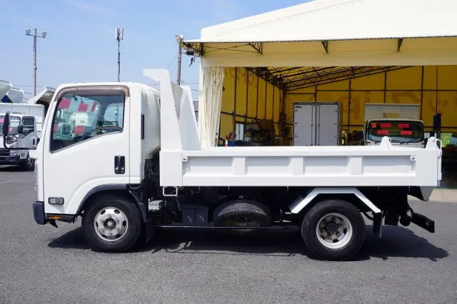 いすゞ エルフ TKG-NPR85YN(2WD)の写真4