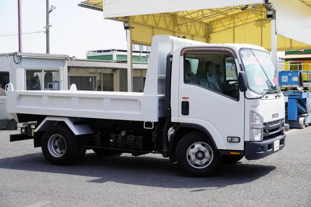 いすゞ エルフ TKG-NPR85YN(2WD)の写真7