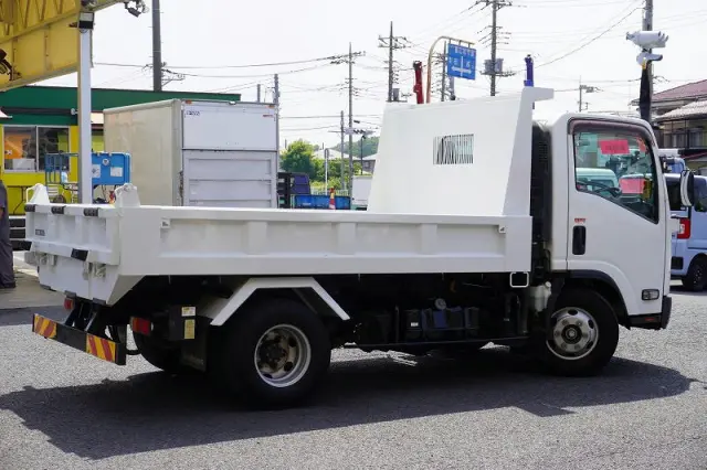 いすゞ エルフ TKG-NPR85YN(2WD)の写真9