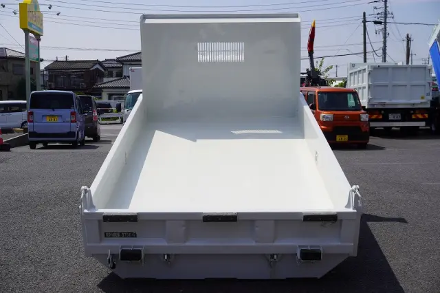 いすゞ エルフ TKG-NPR85YN(2WD)の写真18