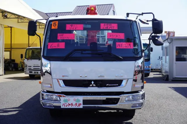 三菱 ファイター 2KG-FK62FZ(2WD)の写真2
