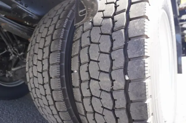 三菱 ファイター 2KG-FK62FZ(2WD)の写真11