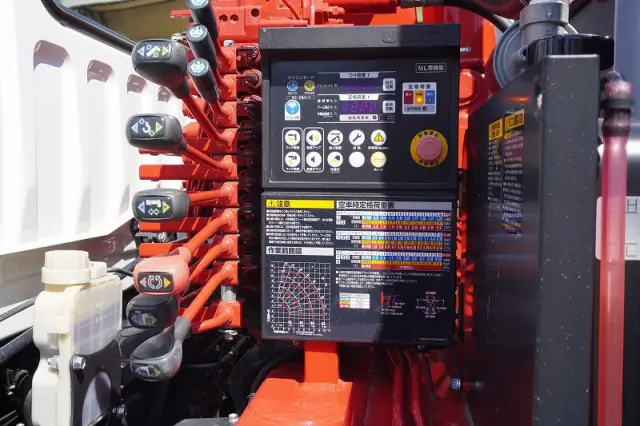 三菱 ファイター 2KG-FK62FZ(2WD)の写真25